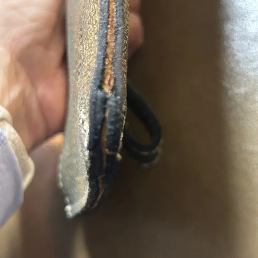 Patricia Nash‎ Cassini wristlet in metallic tooled leather Embossed Gold